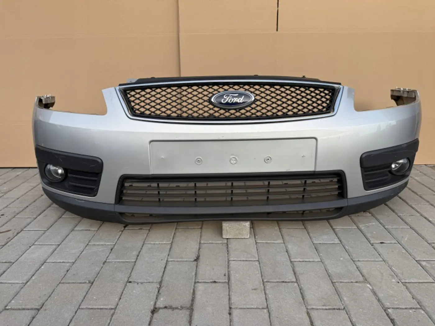 Бампер передний к Ford C-MAX 2003
