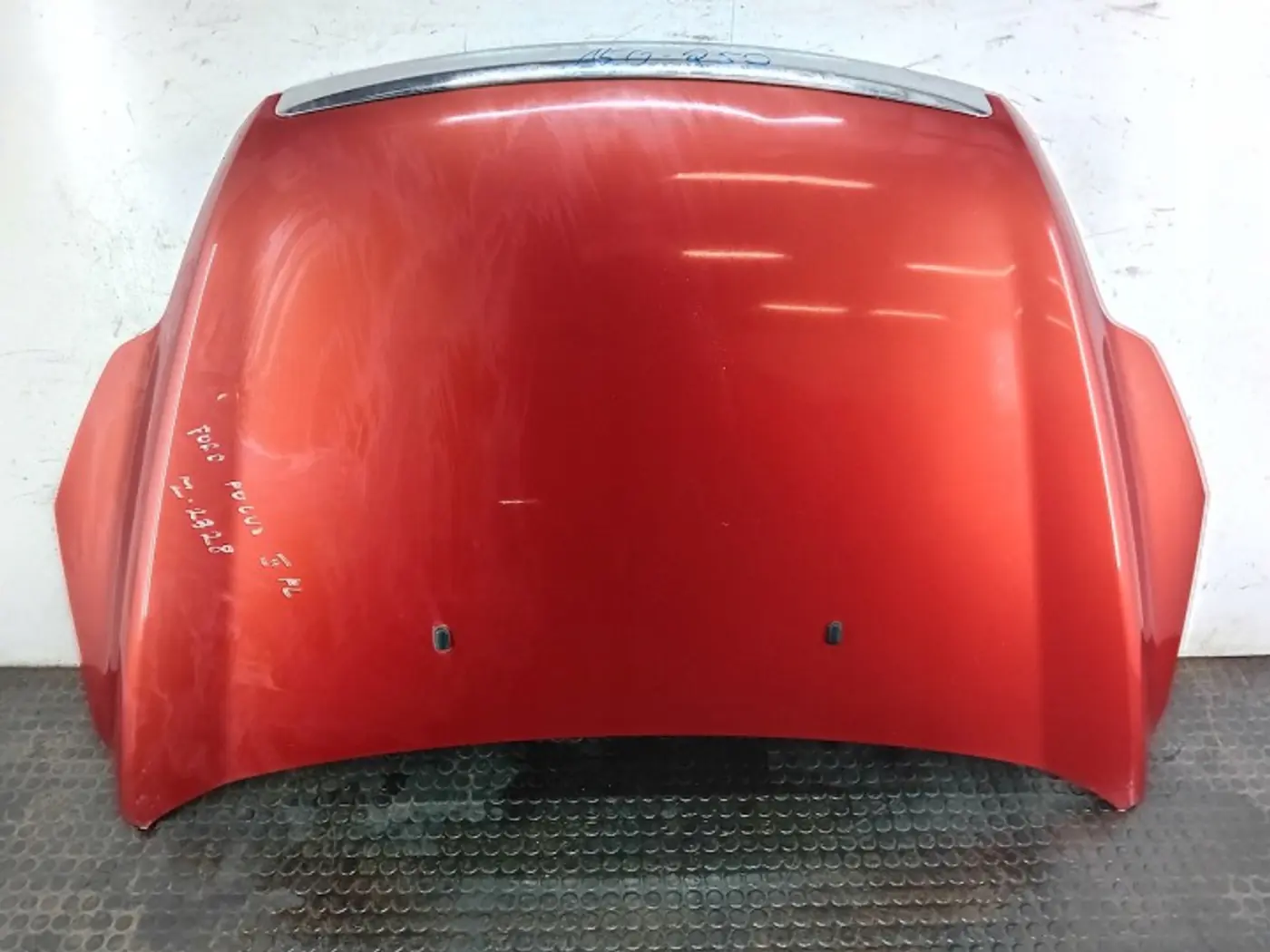 Капот к Ford Focus 2005