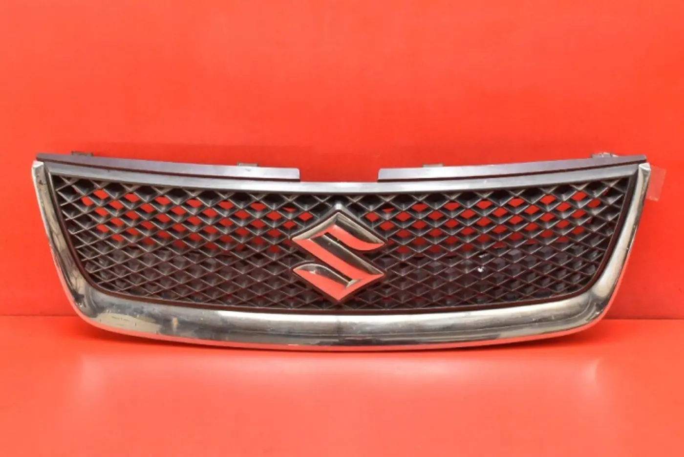 Решетка радиатора к Suzuki Vitara 2014