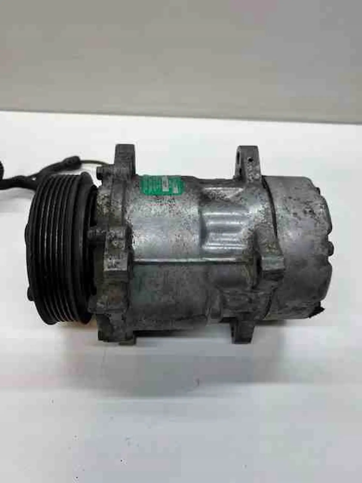 Компрессор кондиционера к Volvo V50 2003