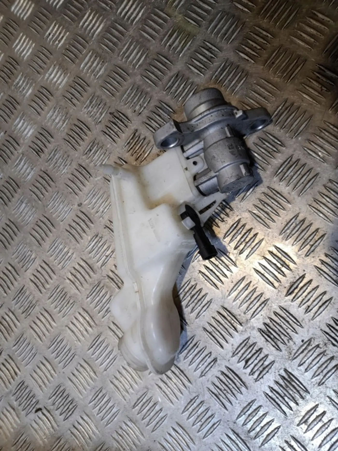 Блок ABS к Buick Encore 2012