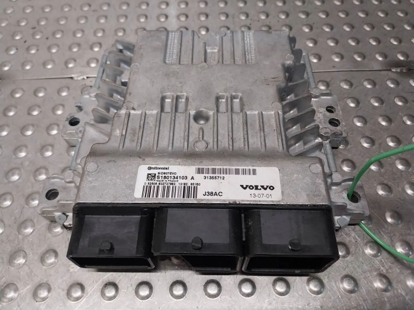 Блок управления двигателем к Volvo C30 2006