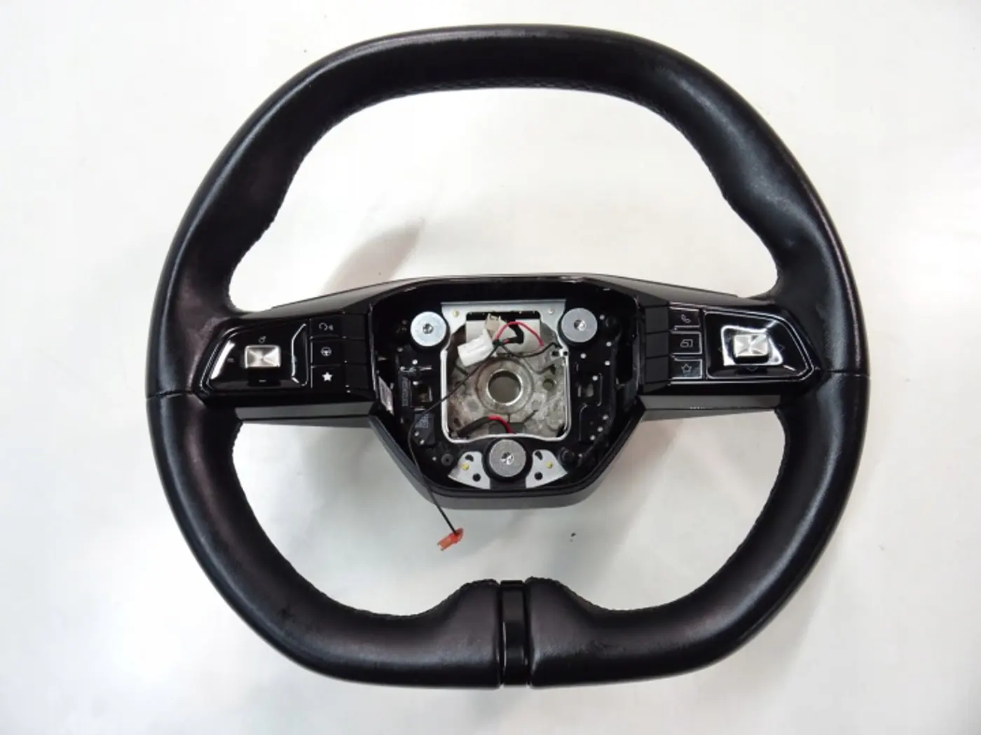 Руль к MG 3 2013