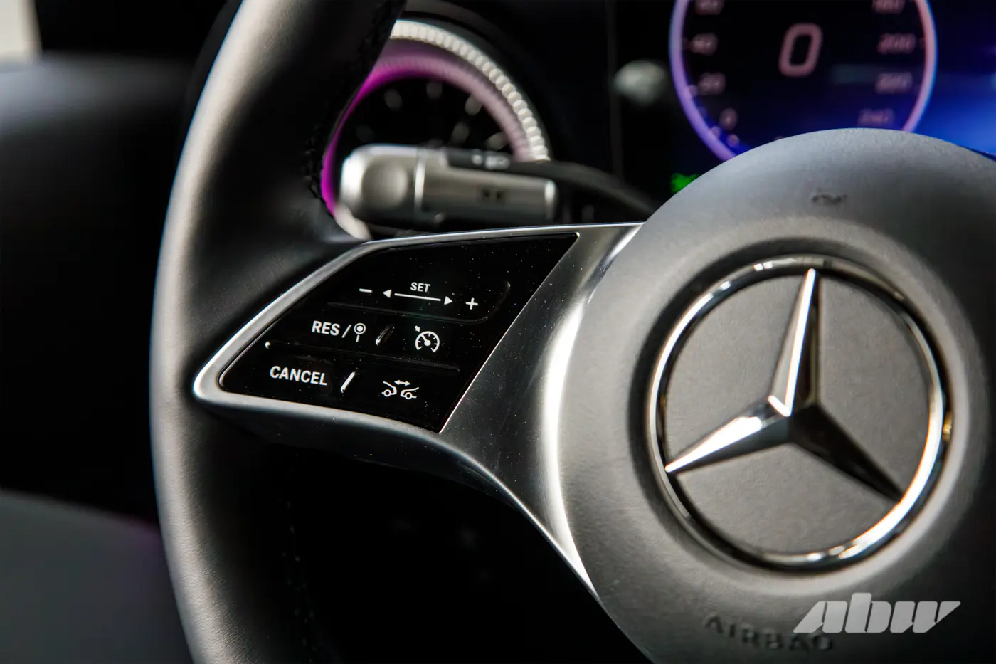 Модель высокой ответственности: изучаем важный Mercedes-Benz CLA на белорусской премьере