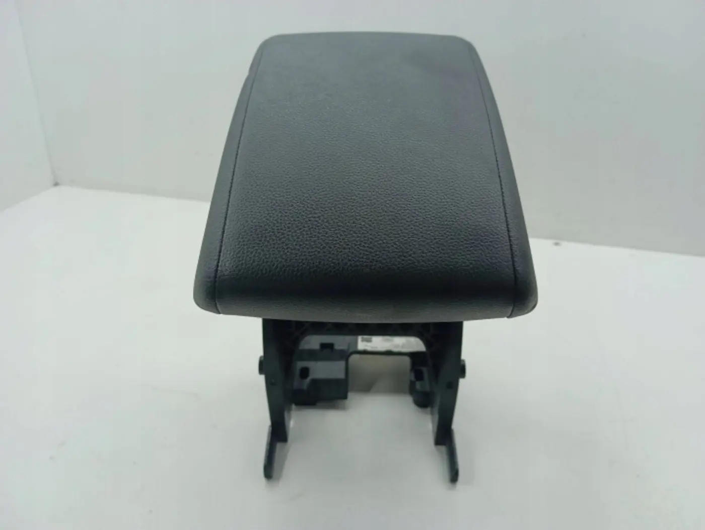 Подлокотник к SEAT Ateca 2016