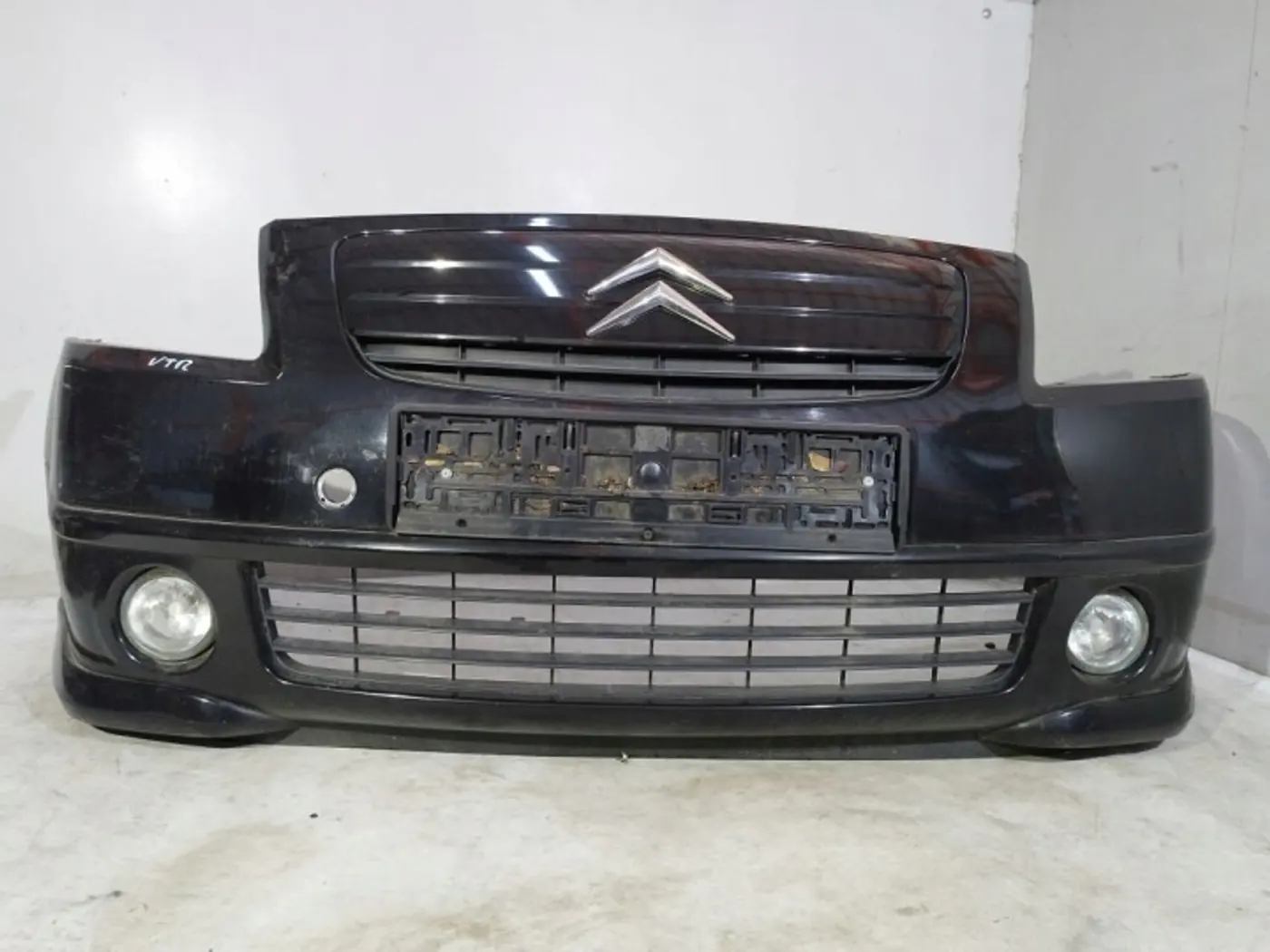 Бампер передний к Citroen C2 2003