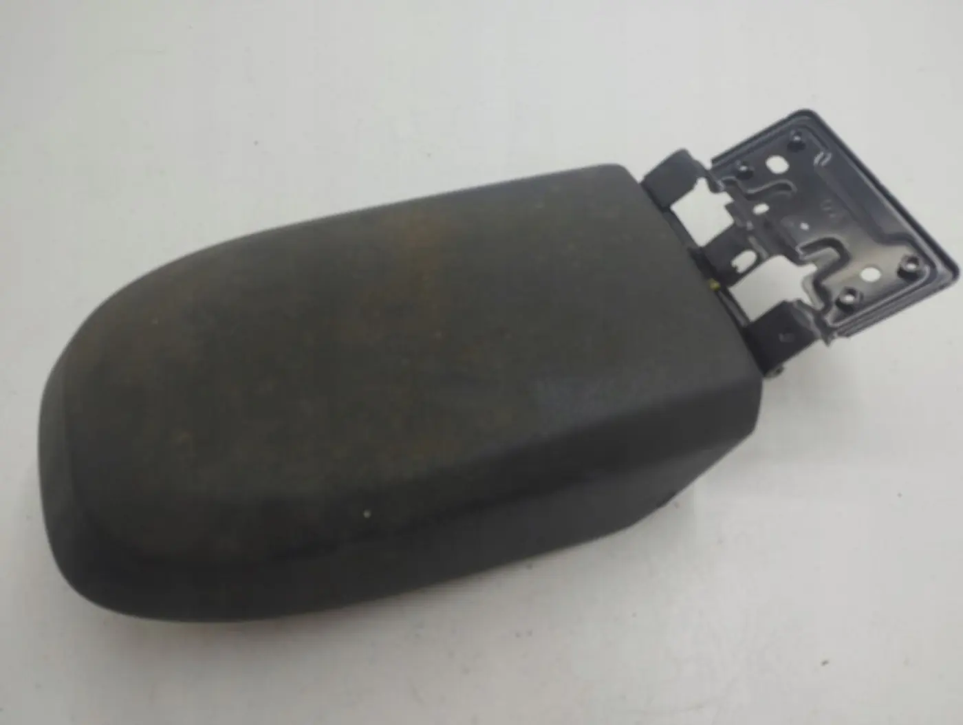 Подлокотник к Ford Kuga 2008