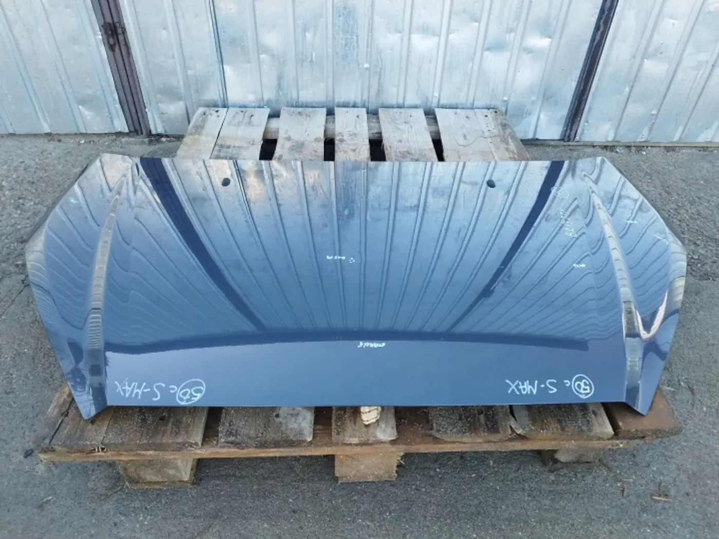 Капот к Ford S-MAX 2010
