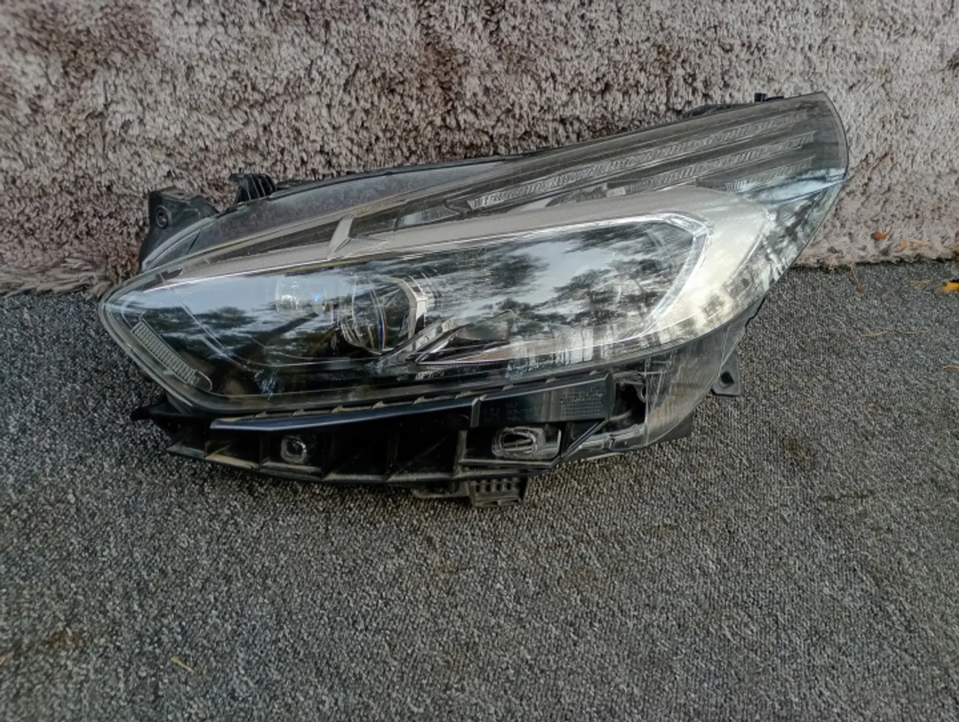 Фара левая к Ford S-MAX 2015