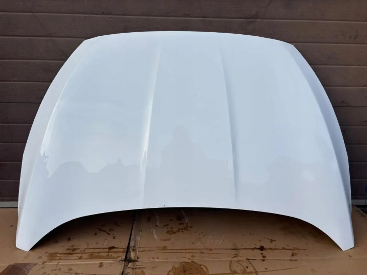 Капот к Ford C-MAX 2010