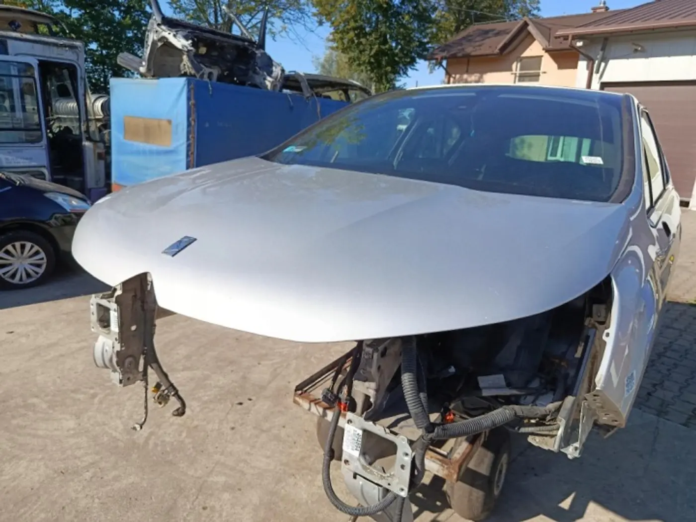 Капот к DS 4 2015