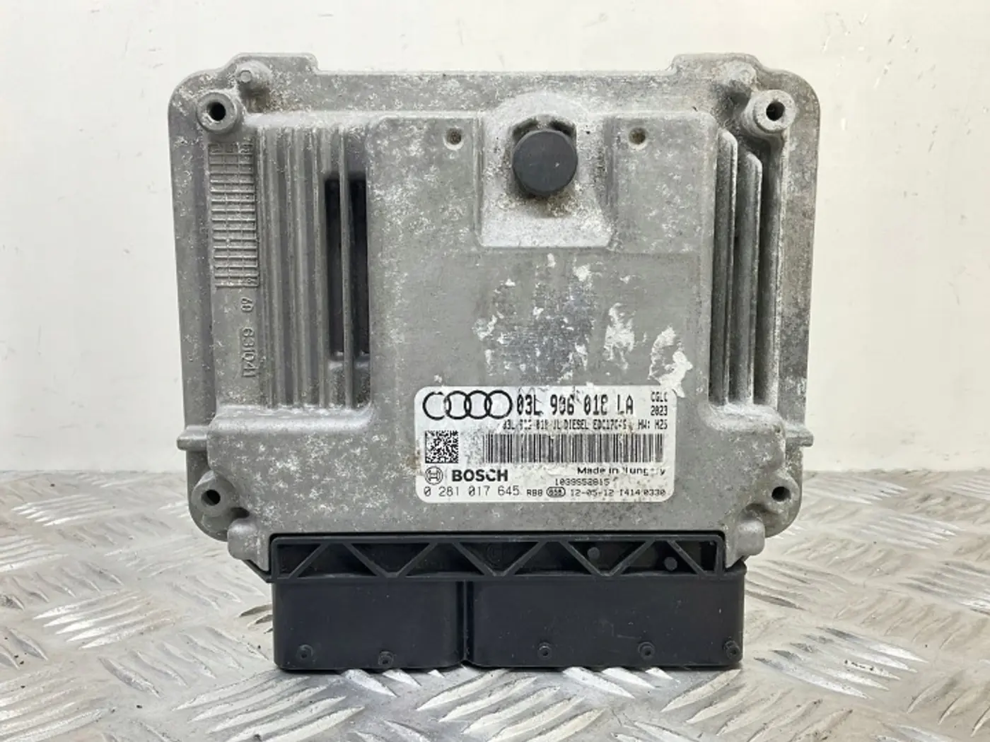 Блок управления двигателем к Audi S6 2012