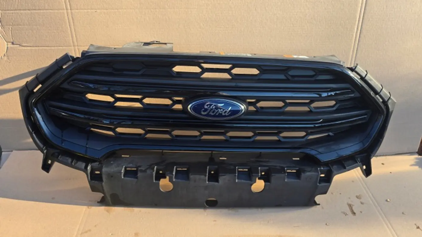 Решетка радиатора к Ford EcoSport 2017