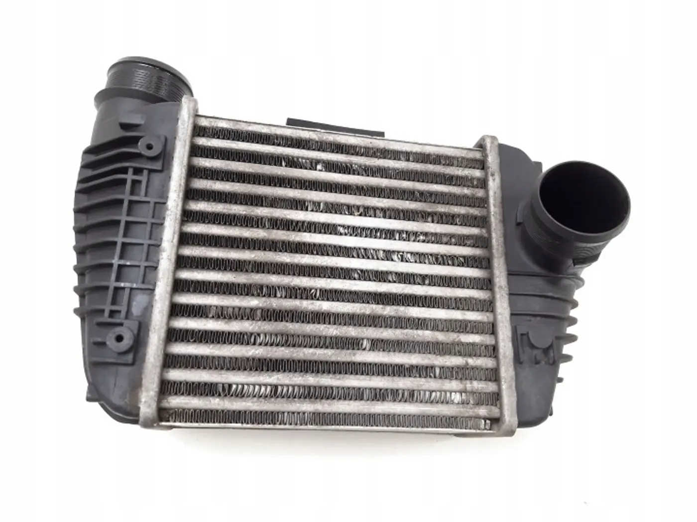 Интеркулер к Audi A6 2004