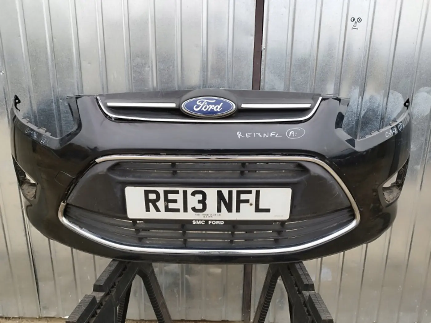 Бампер передний к Ford C-MAX 2010