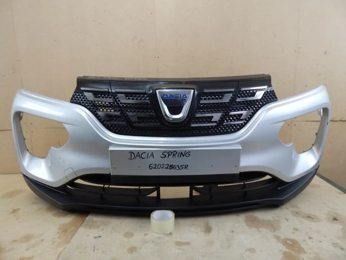 Бампер передний к Dacia Spring 2020