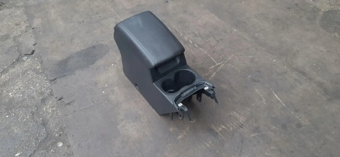 Подлокотник к SEAT Ateca 2016