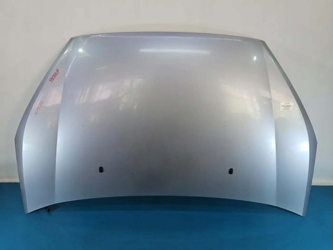 Капот к Ford Galaxy 1995