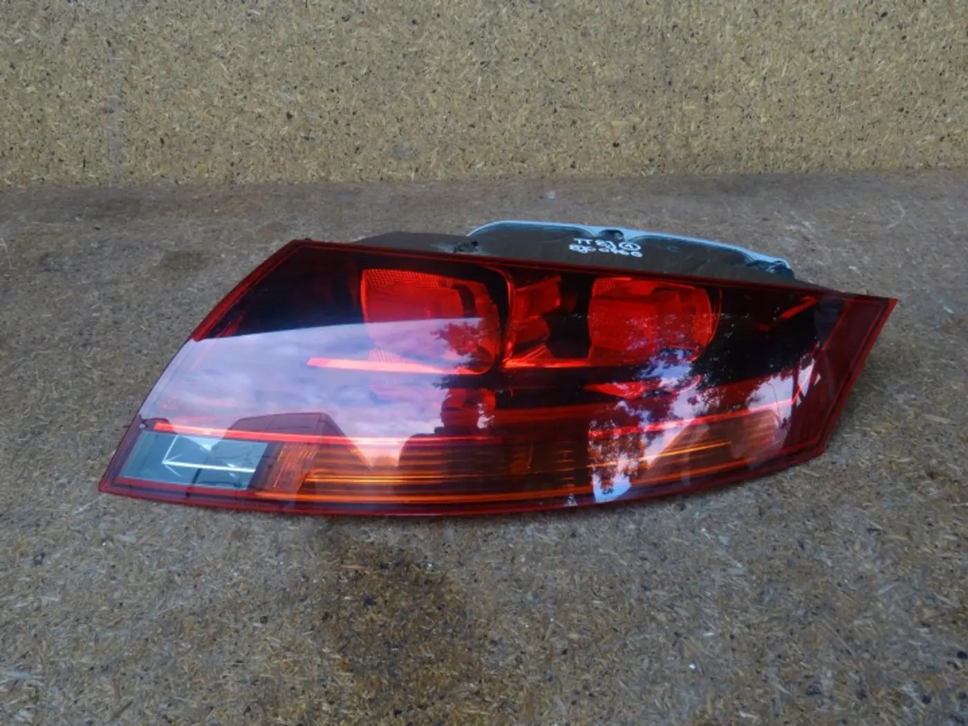 Фонарь задний правый к Audi TT 2006