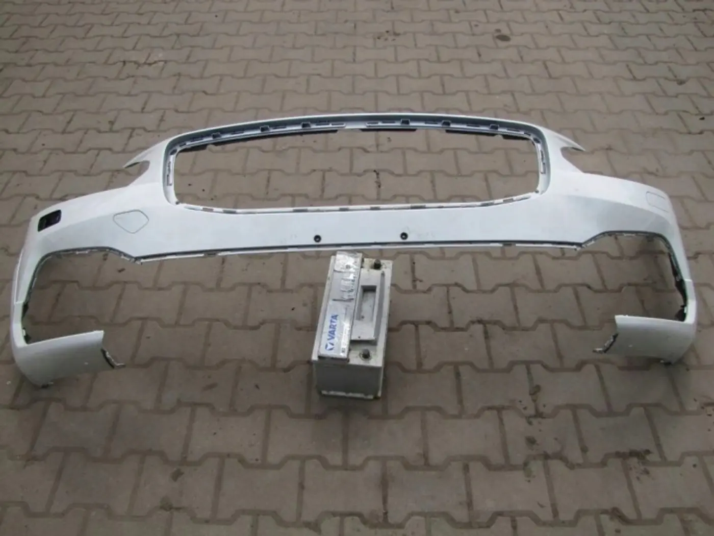 Бампер передний к Volvo V90 2016