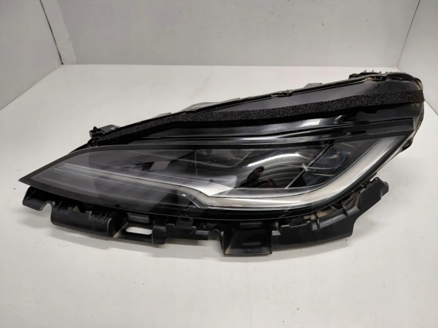 Фара левая к Tesla Model 3 2017