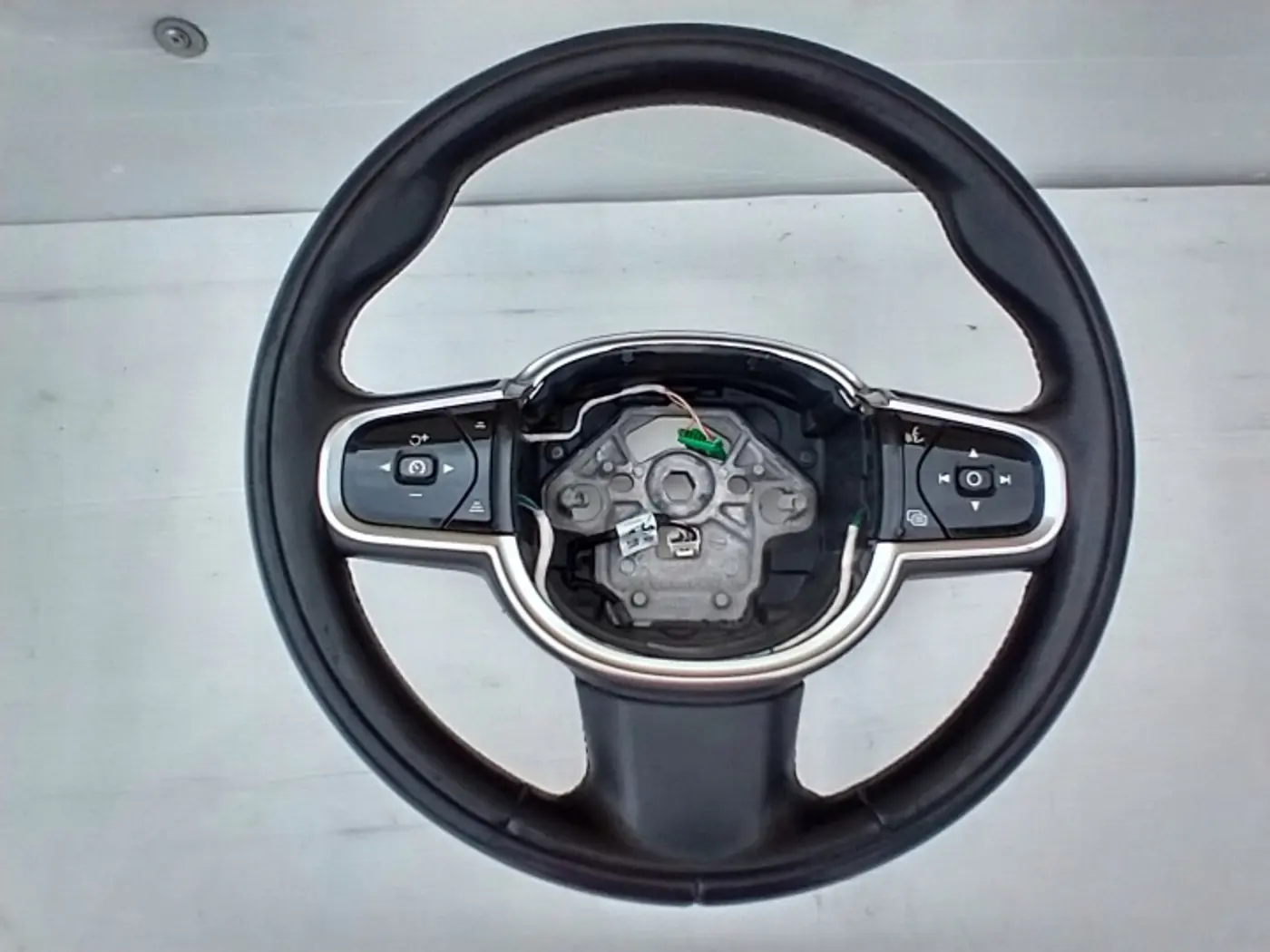 Руль к Volvo S90 2016