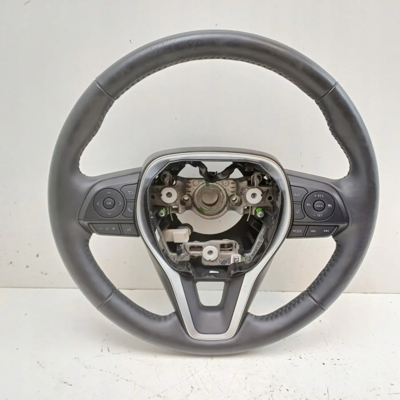 Руль к Toyota Corolla 2018