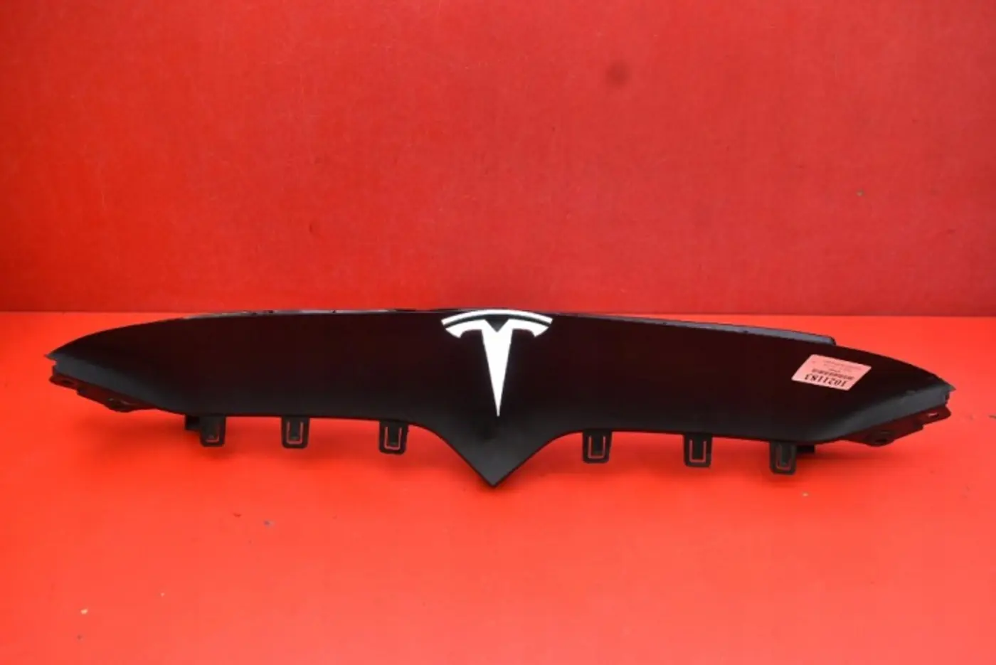 Решетка радиатора к Tesla Model X 2015