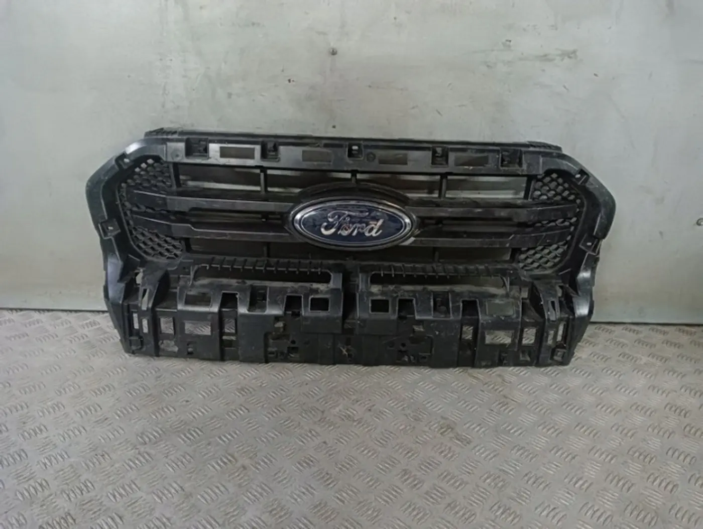 Решетка радиатора к Ford Ranger 2011