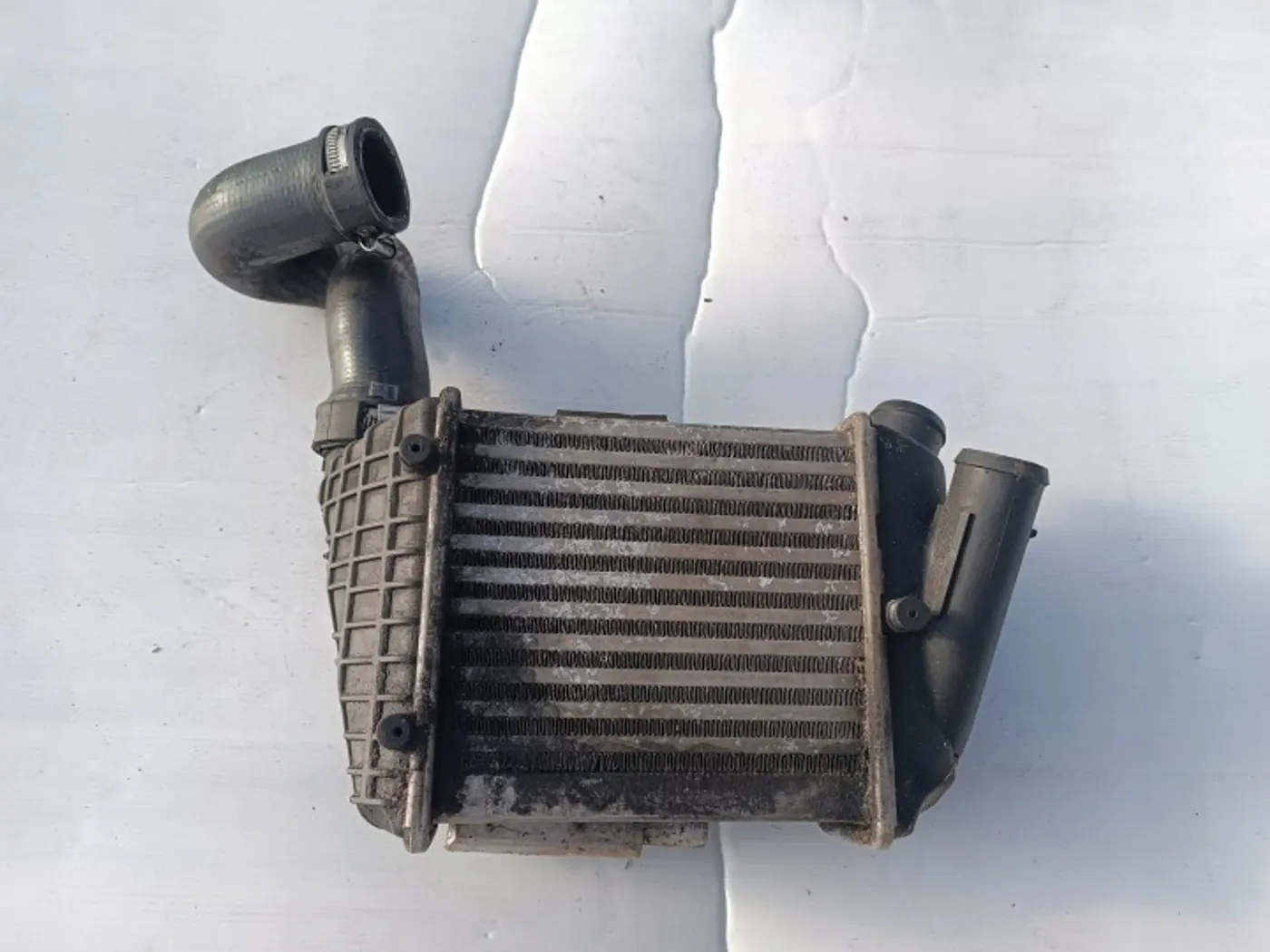 Интеркулер к Audi A4 2000
