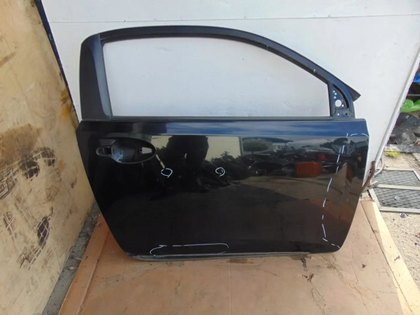 Дверь передняя правая к Toyota iQ 2008