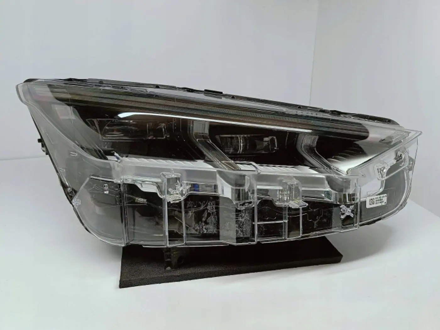 Фара правая к Ford Mustang Mach-E 2020