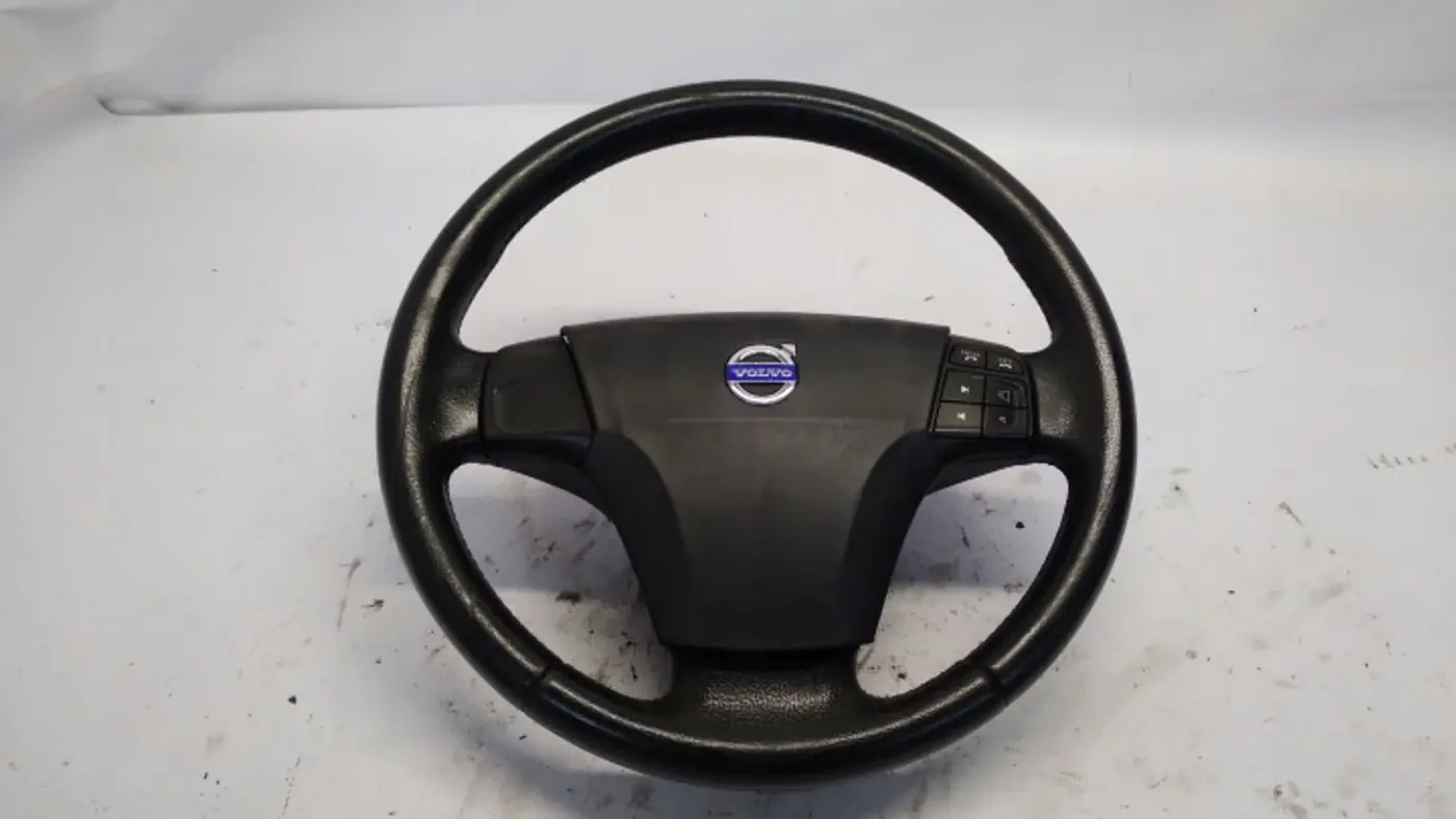 Руль к Volvo V50 2003
