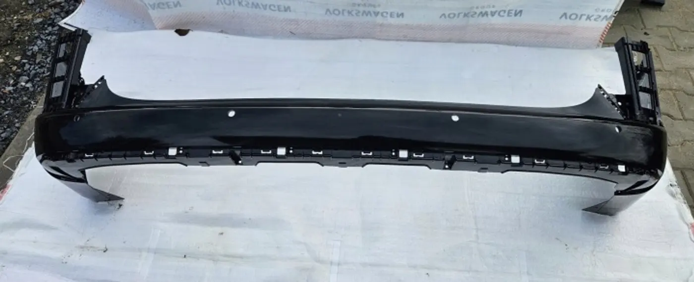Бампер задний к Hyundai Staria 2021