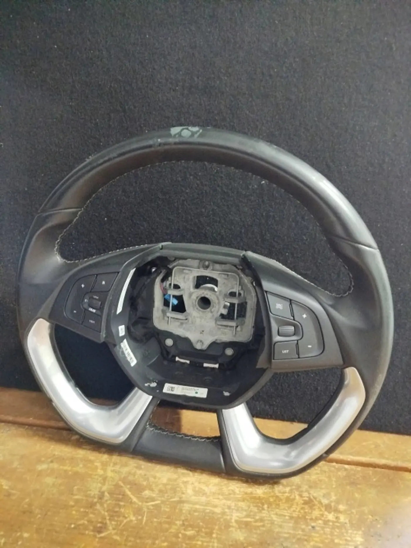 Руль к DS 5 2015