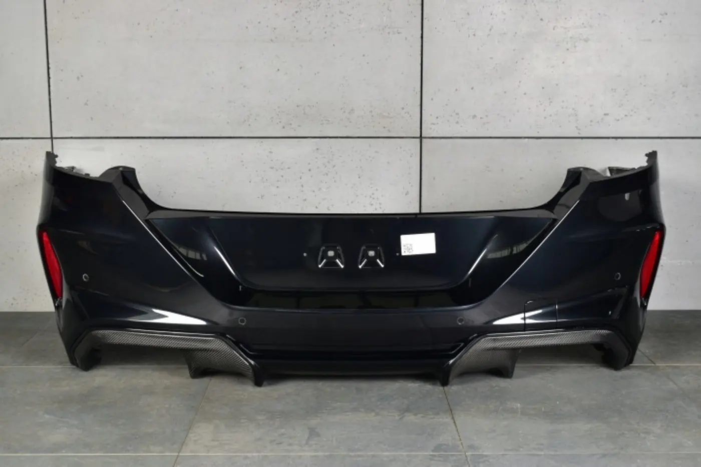 Бампер задний к BMW M8 2019