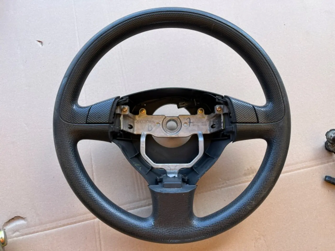 Руль к Suzuki Ignis 2003