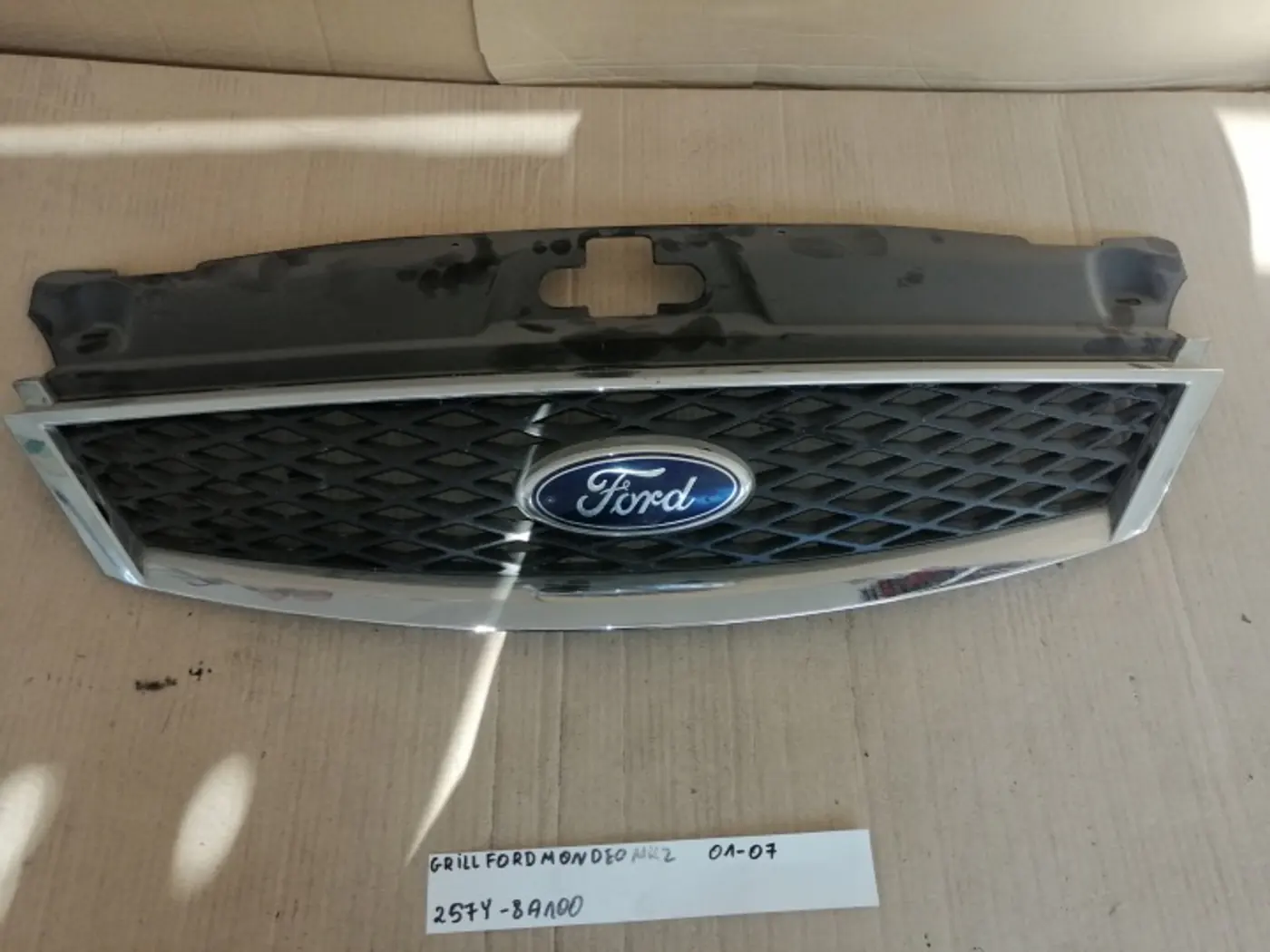 Решетка радиатора к Ford Mondeo 2015