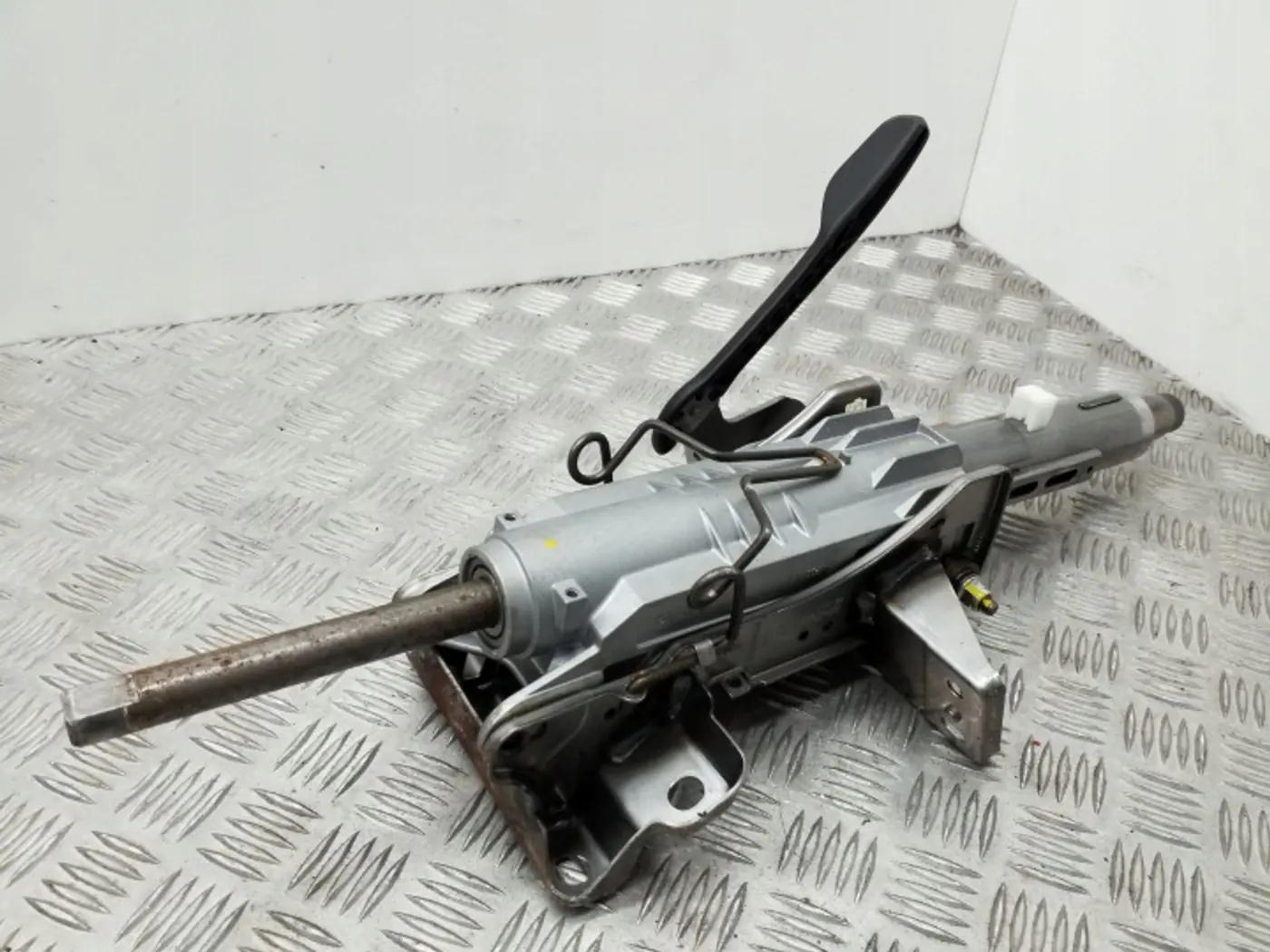 Рулевая колонка к Audi S6 2012