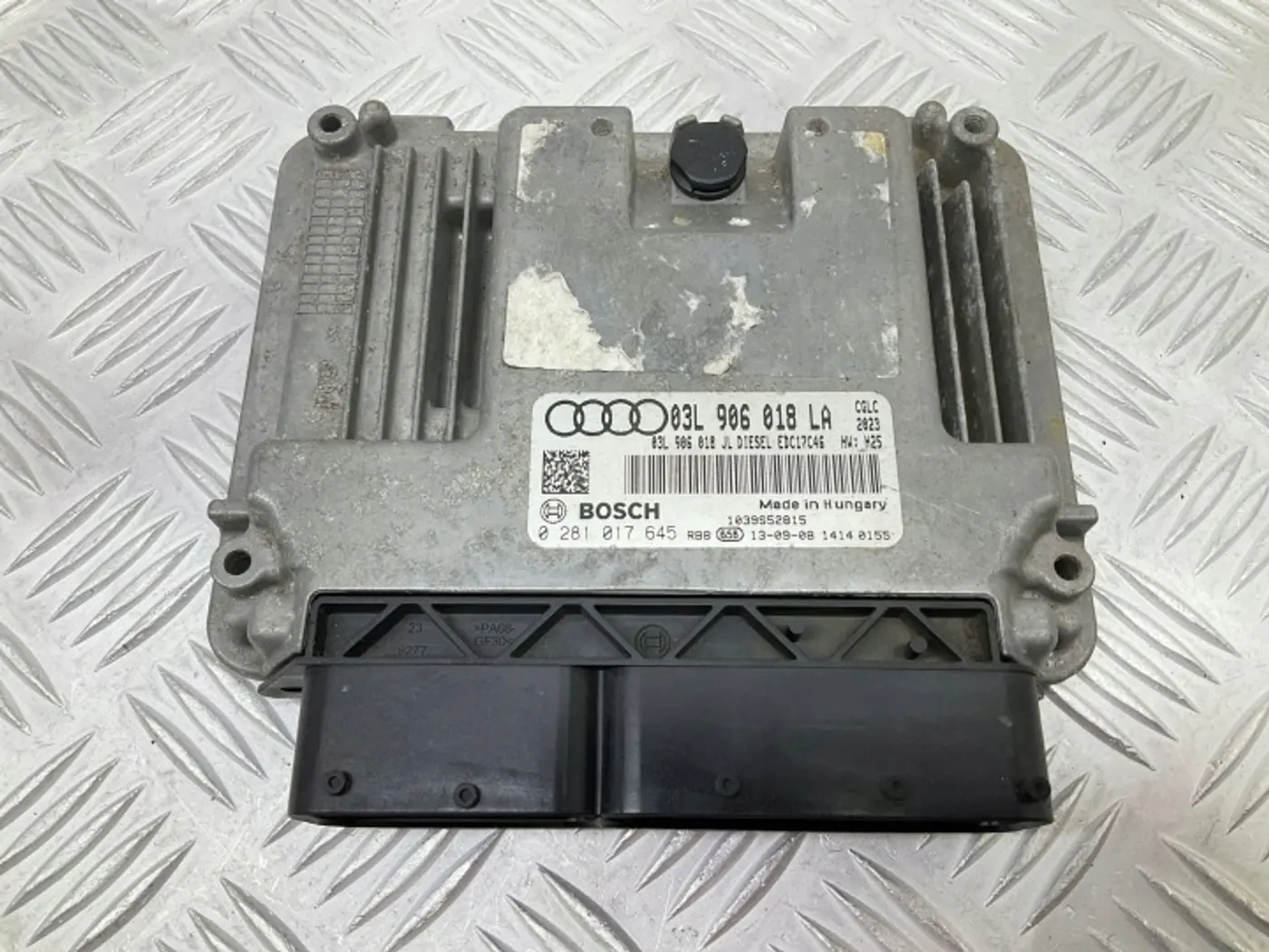 Блок управления двигателем к Audi S6 2012