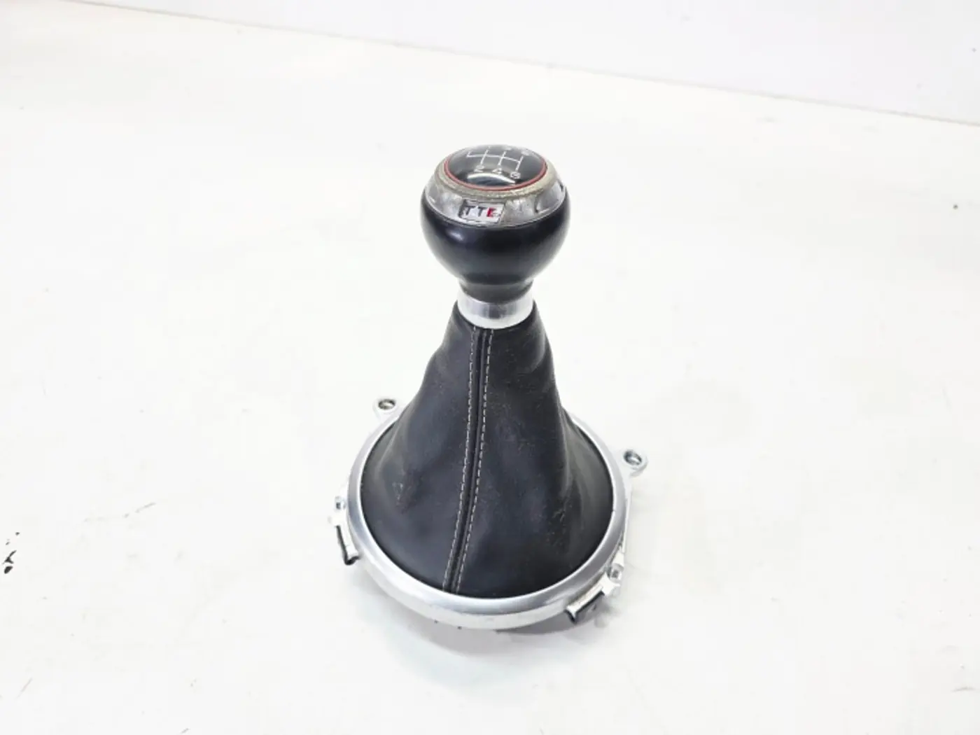 Ручка кулисы КПП к Audi TT 2006