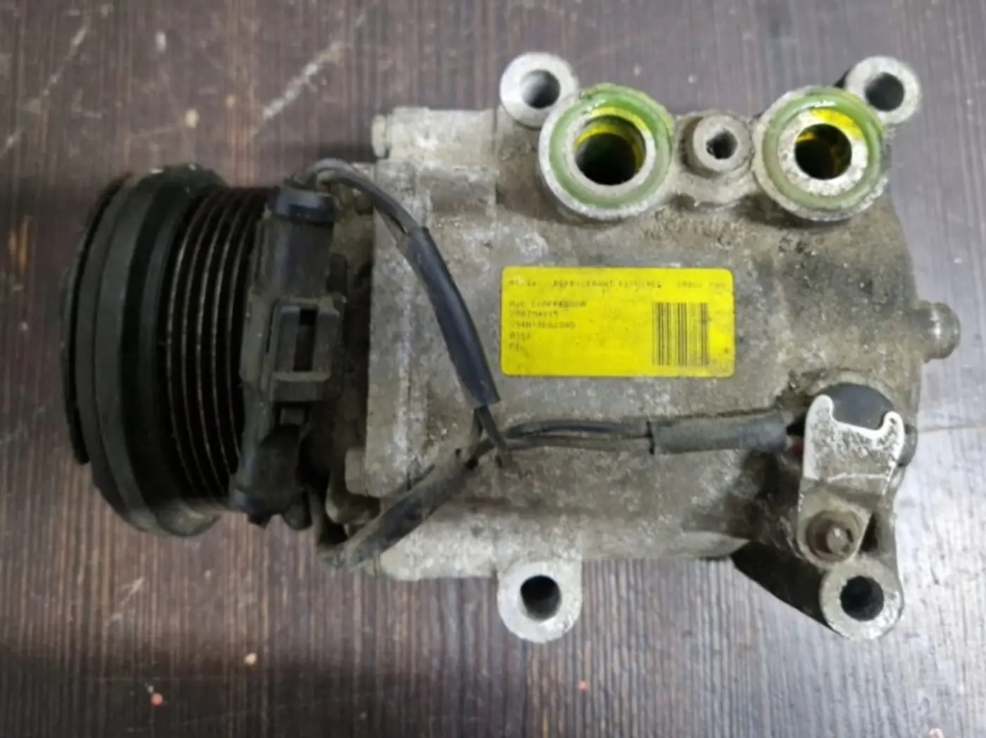 Компрессор кондиционера к Ford Fiesta 2001