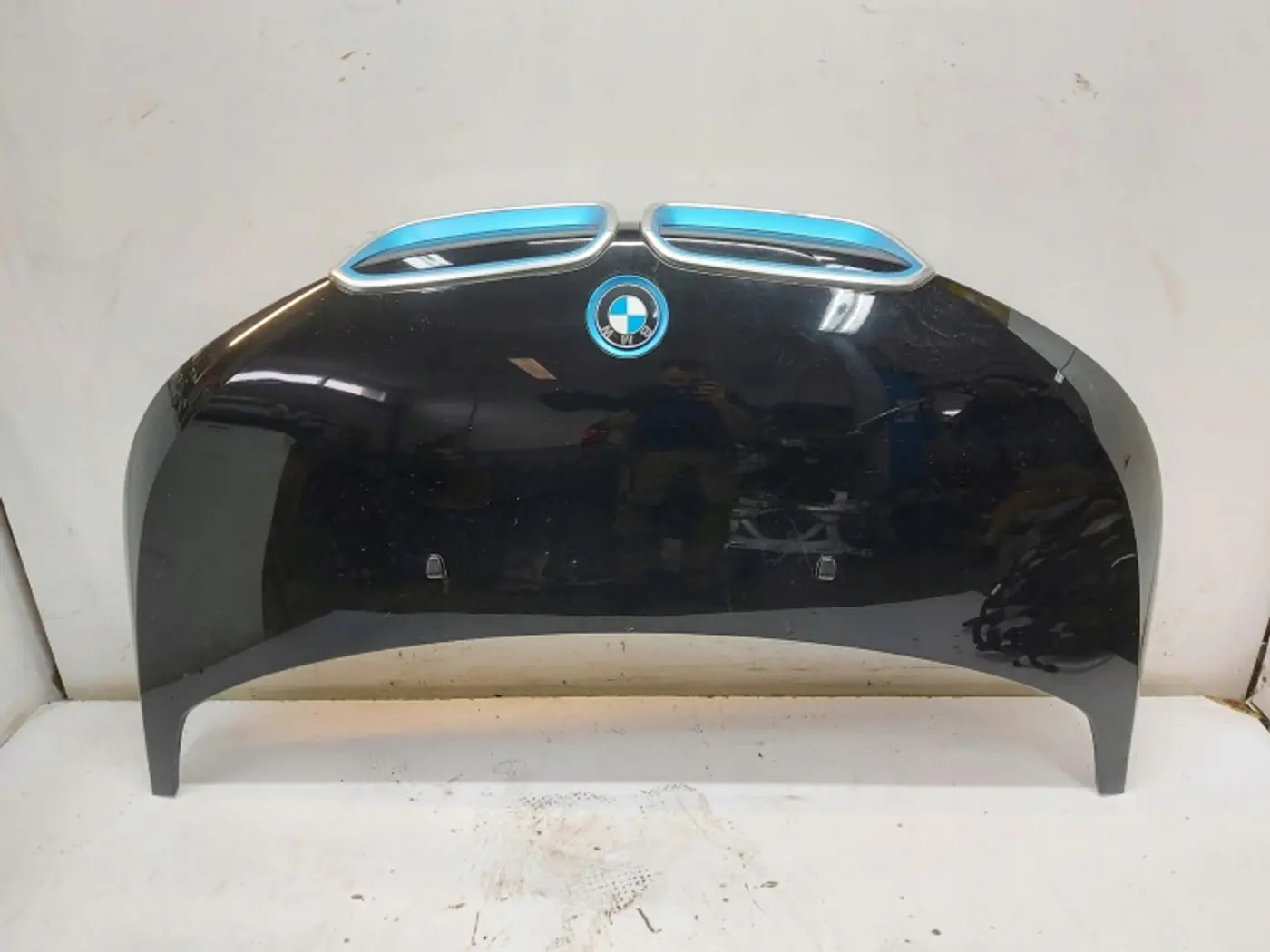 Капот к BMW i3 2013