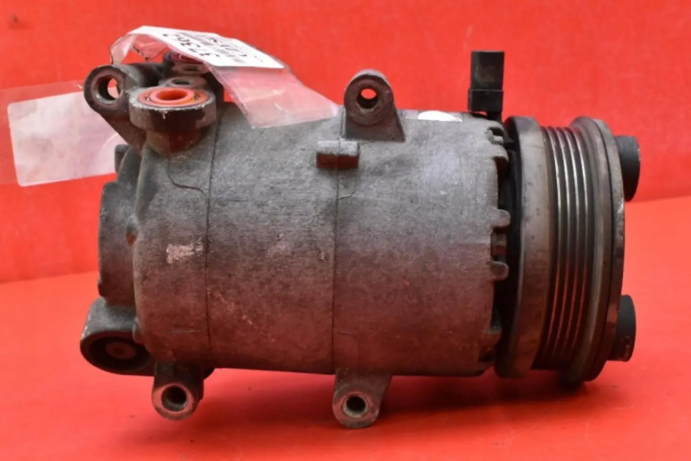 Компрессор кондиционера к Volvo V50 2003