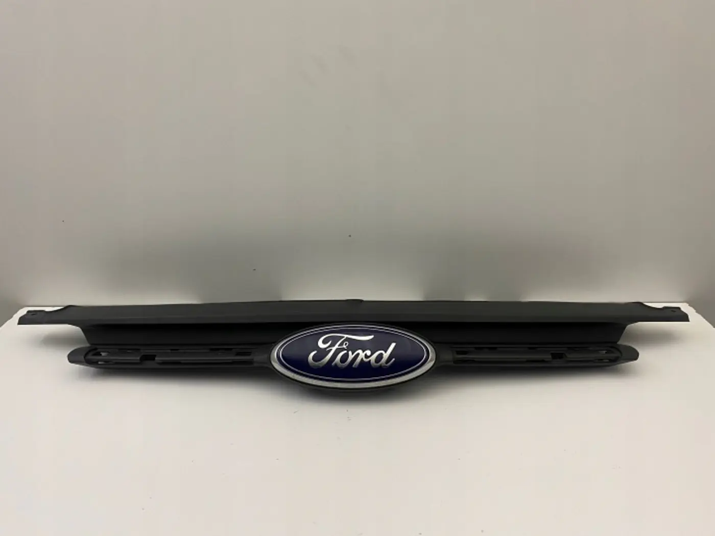 Решетка радиатора к Ford Transit Custom 2012