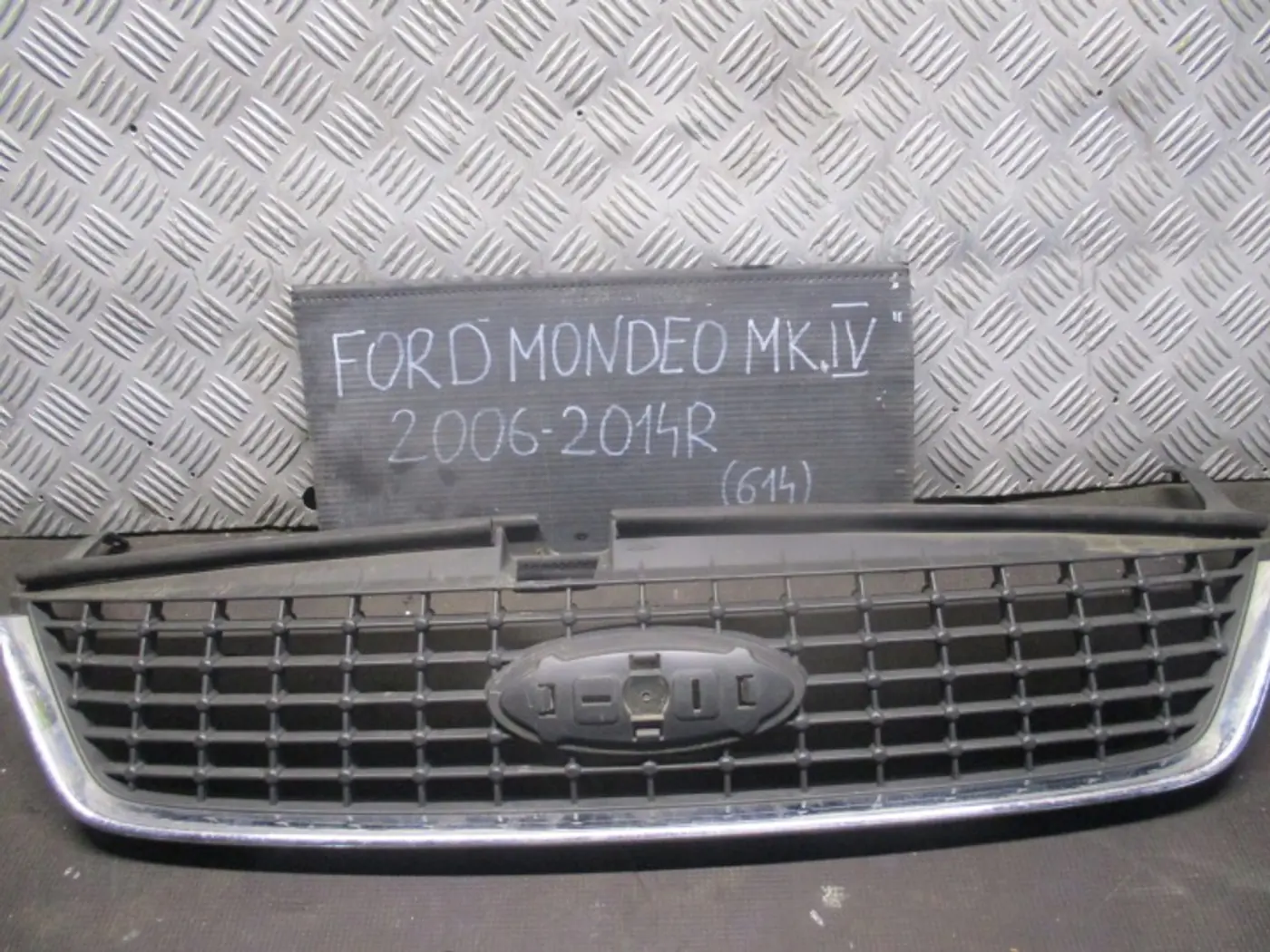 Решетка радиатора к Ford Mondeo 2007