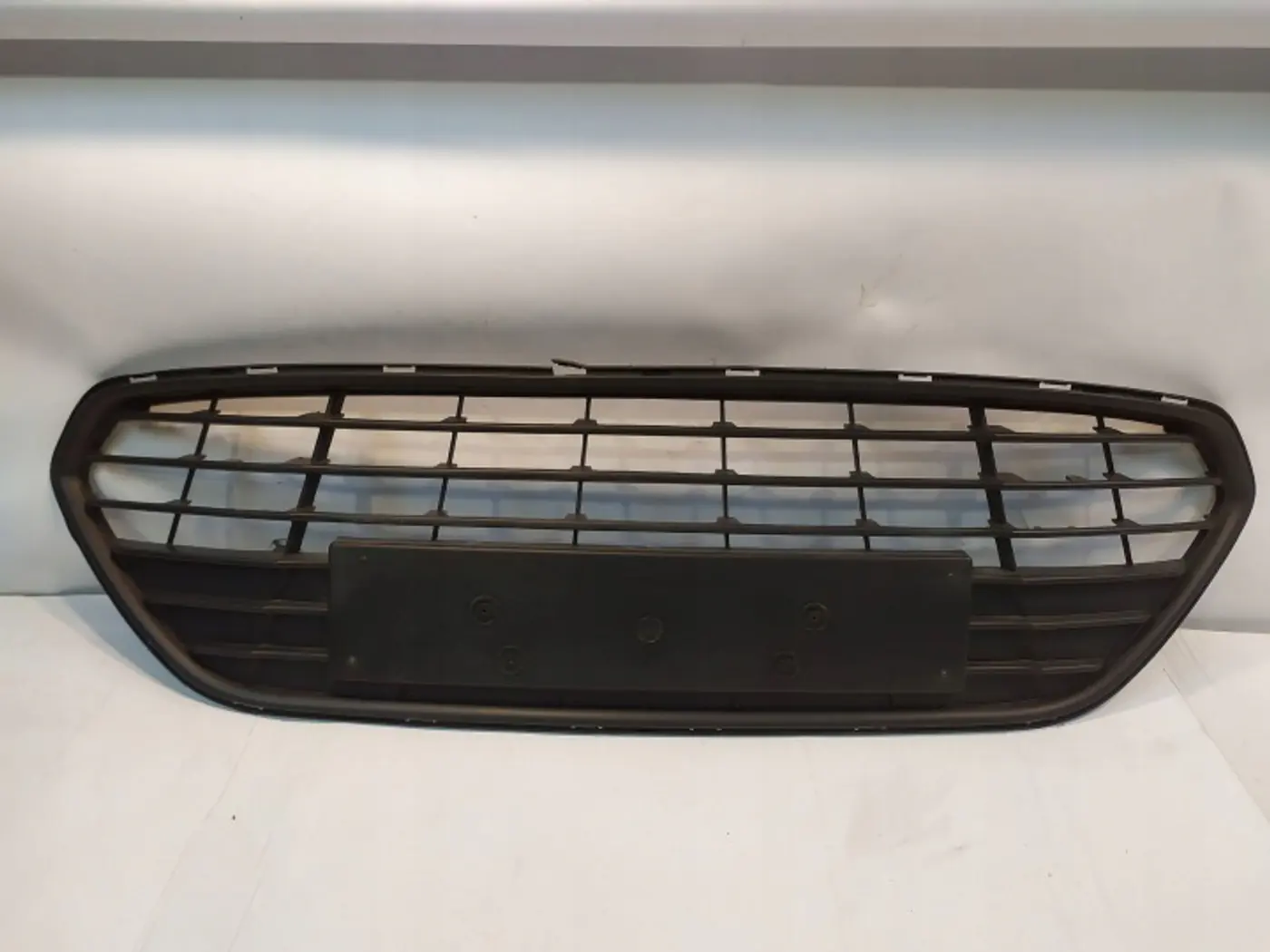 Решетка радиатора к Ford Mondeo 2015