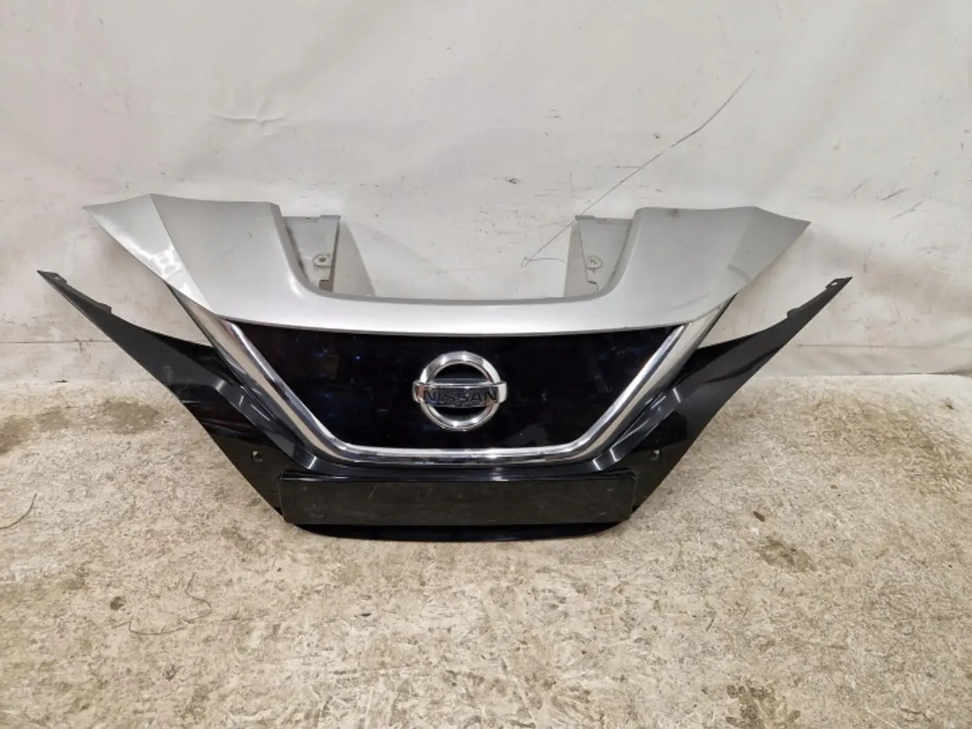Решетка радиатора к Nissan Leaf 2017
