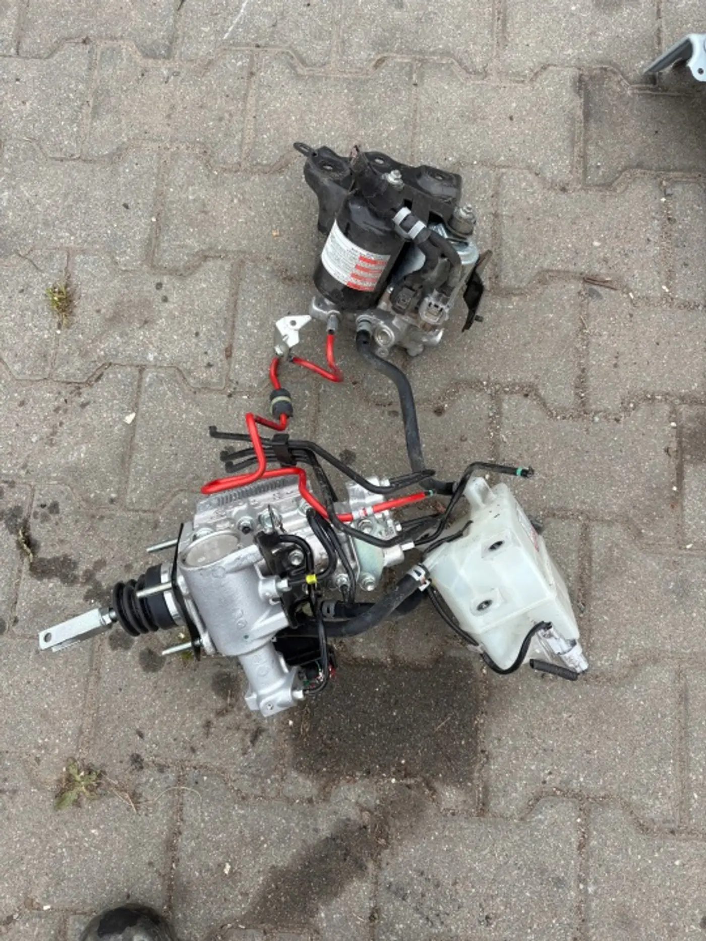 Блок ABS к Lexus NX 2014