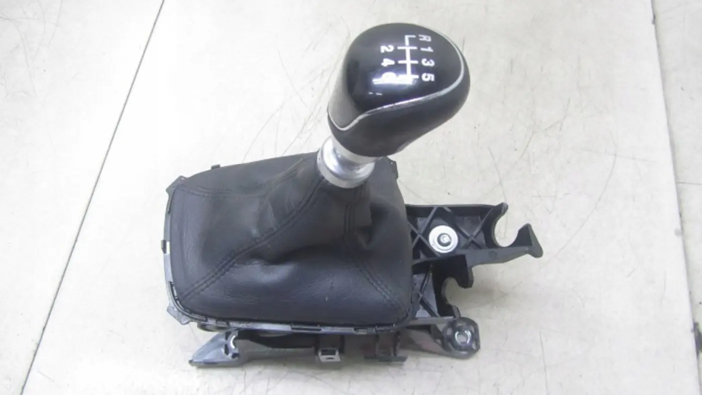 Кулиса к Ford Mondeo 2015